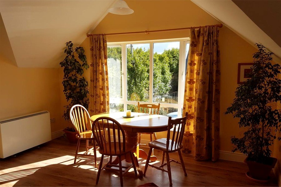 Dining area in the first floor apartment at Árasáin Bhalor - 4 Star Self Catering Apartments & House, Falcarragh, County Donegal, Ireland