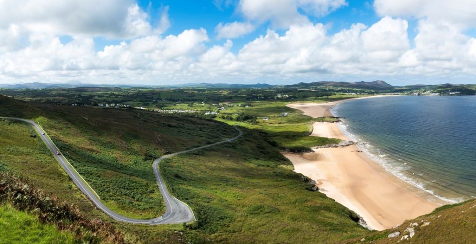 Ballymastocker Bay is a spectacular Blue Flag beach on the western side of Lough Swilly between Rathmullan and Fanad Head - convenient for touring from Árasáin Bhalor - 4 Star Self Catering Apartments & House, Falcarragh, County Donegal, Ireland