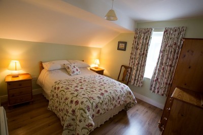 Bedroom in the second floor, 1 bedroom apartment at Árasáin Bhalor - 4 Star Self Catering Apartments & House, Falcarragh, County Donegal, Ireland