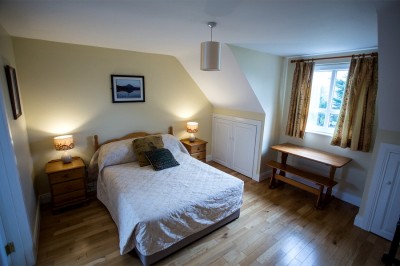Front bedroom in the holiday home at Árasáin Bhalor - 4 Star Self Catering Apartments & House, Falcarragh, County Donegal, Ireland
